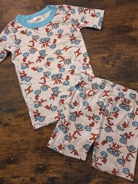 Hanna Andersson Dr. Seuss Kids' Red & Blue Cat in the Hat Pajama Set